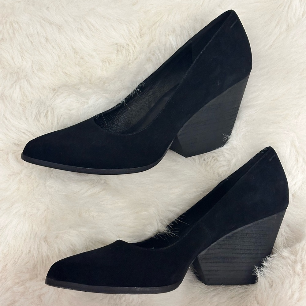 Eileen Fisher Black Hawk Suede Heels Pump Size 11 EUC - Picture 7 of 8